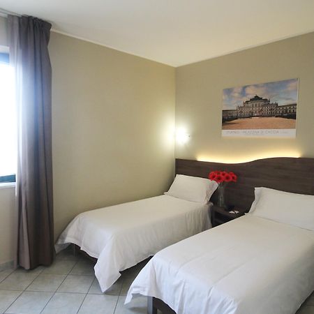 Green Class Hotel Candiolo エクステリア 写真