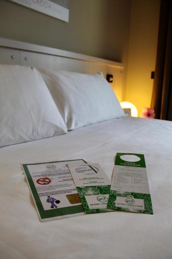 Green Class Hotel Candiolo エクステリア 写真