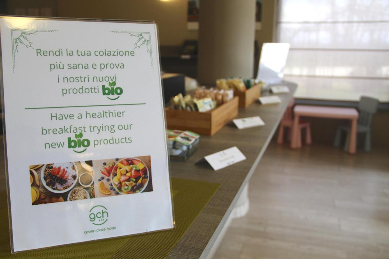 Green Class Hotel Candiolo エクステリア 写真