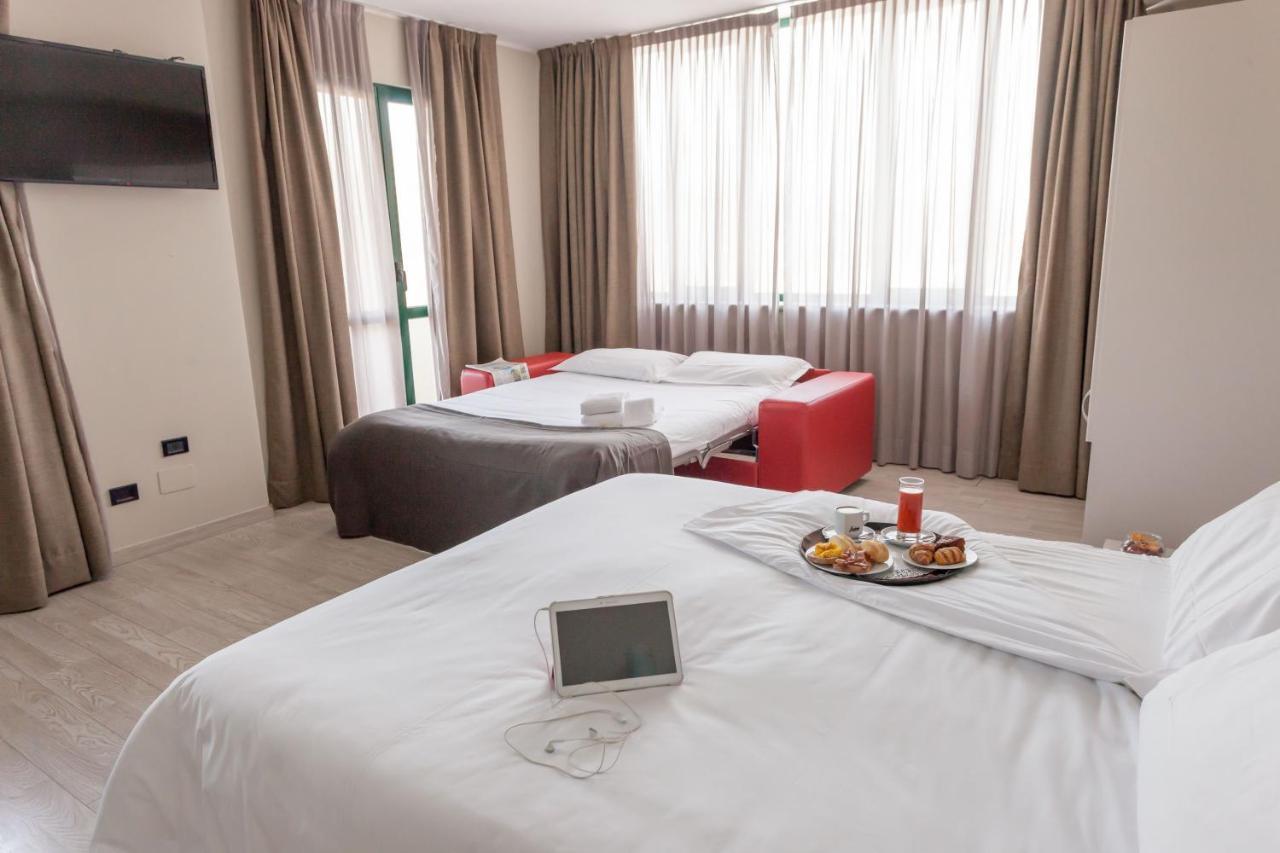 Green Class Hotel Candiolo エクステリア 写真